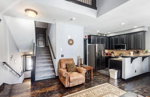 Four O'Clock House | Ski Chalet