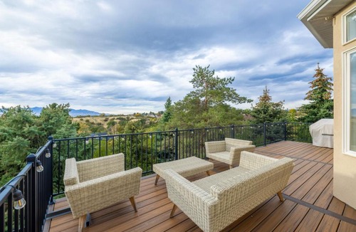 Granite House | Ski, Hike & Bike: 4,000 Sq Ft Bell Canyon Retreat
