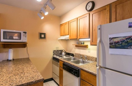 Big Sky Condo | Ski + Hike | Cozy Mountain Stay at Stillwater Studio Retreat