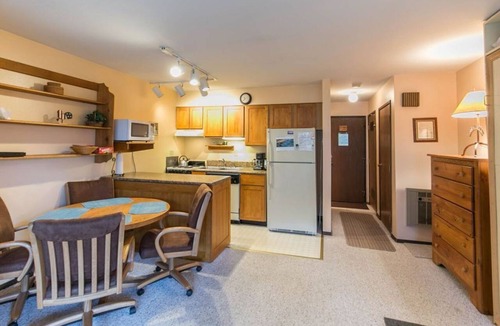 Big Sky Condo | Ski + Hike | Cozy Mountain Stay at Stillwater Studio Retreat