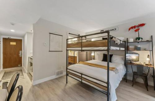 North Park City House | Ski-In/Out Mountain Bunker: Luxury Studio Sleeps 6