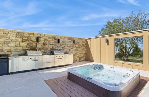 Boise House | Ski-In Out Retreat - Trailhead & Mountain Views