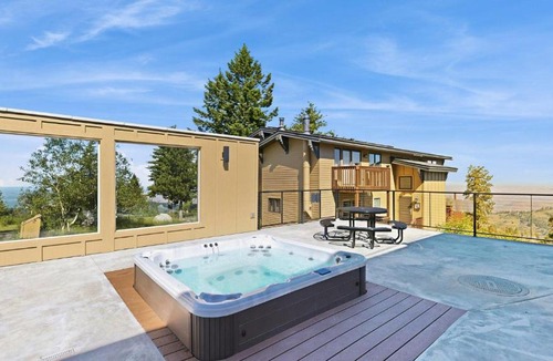 Boise House | Ski-In Out Retreat - Trailhead & Mountain Views