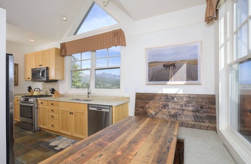Saddle Ridge House | Ski-In/Ski-Out Chalet | Lone Peak Views | Private Hot Tub