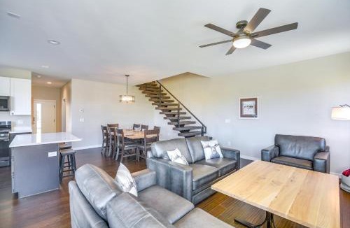 Silvercreek House | Ski-In/Ski-Out Granby Townhouse w/Private Hot Tub