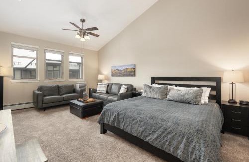 Winter Park Apartment | Ski-In/Ski-Out Studio Condo at the base of Winter Park