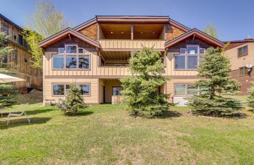 Whitefish House | Ski-In/Ski-Out Whitefish Duplex w/Hot Tub!