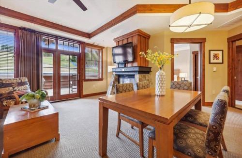 Peak 8 Apartment | Ski-Inski-Out One Ski Hill Place 2 Bedroom Luxury Condo