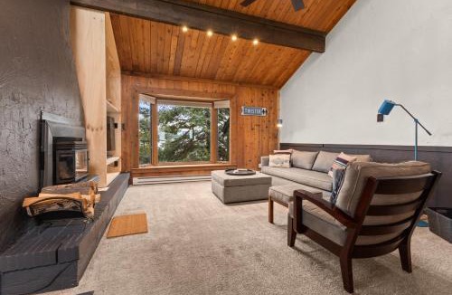 Steamboat Springs House | Ski Ranch Loft, Short Easy Walk to Slopes, 2 King Bedrooms And Loft