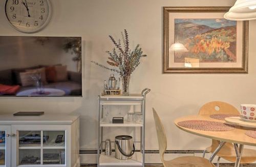 Wildernest House | Ski Shuttle & Pool: Modern Silverthorne Condo!