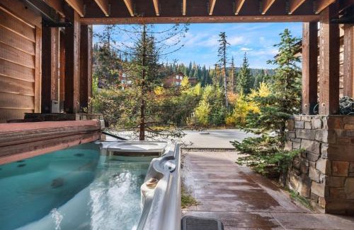 Sandpoint House | Ski Slope Condo Schweitzer Ski Mountain