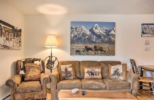 Moose Wilson Road House | Skier's Dream: Upscale Condo By Teton Village!