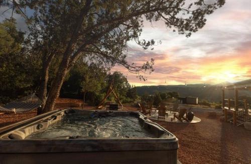 Glendale House | Sky Dome Hot Tub Climbing Wall Hammock Tents EV