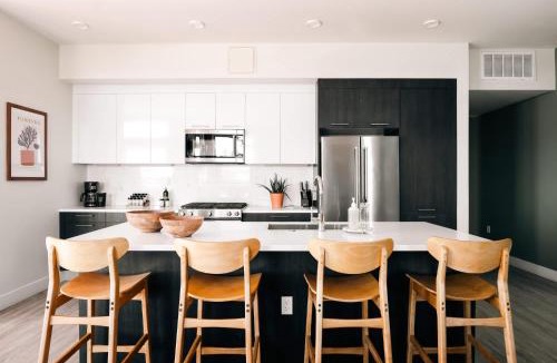 Highland House | Skyline Loft - Sweeping Views - Central LoHi
