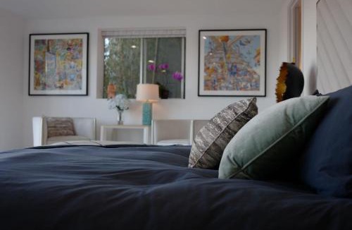 Hollywood Hills West House | Skyline Serenity Luxe Suite-Private Room