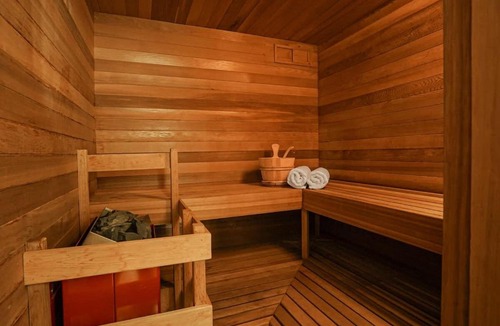 Glacier House | Skywood