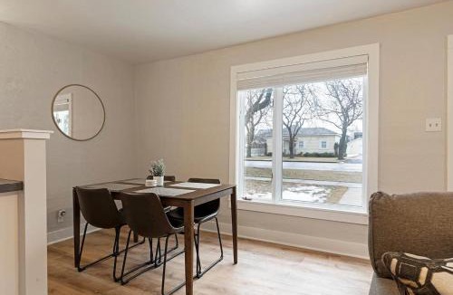 Rose Park House | Slant Streets Bungalow