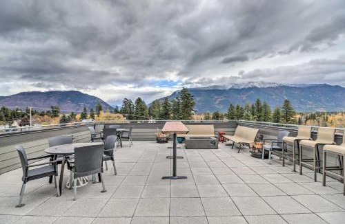 Columbia Falls House | Sleek Columbia Falls Condo: Centrally Located!
