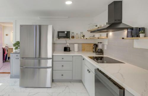 Encanto Apartment | Sleek Studio 4 Mi to Dtwn Phoenix: Pets Welcome!