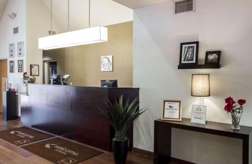 Paradise Valley Village Hotel | Sleep Inn North Scottsdale near Mayo Clinic