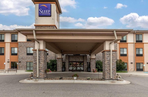 Miles City Hotel | Sleep Inn & Suites Miles City I-94
