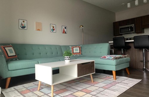 Downtown Des Moines Apartment | Sleepover Premier Downtown Des Moines Apartments