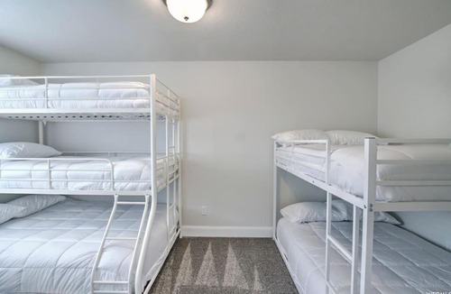 Garden City House | SLEEPS 23!-Bear Lake Escape-Free RV/Boat Parking