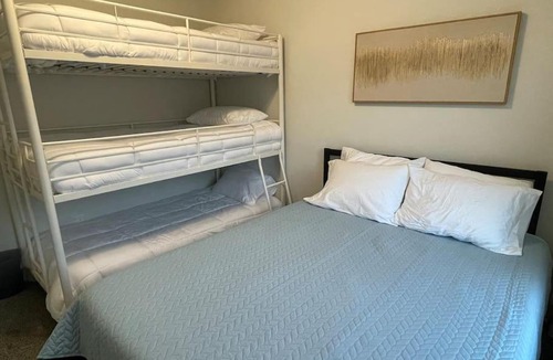 Garden City House | SLEEPS 23!-Bear Lake Escape-Free RV/Boat Parking