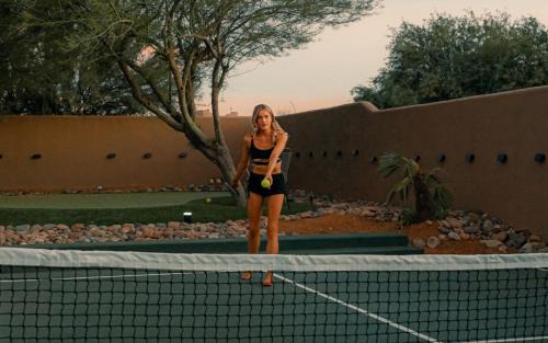 Rio Verde Foothills Villa | Sleeps 25 Heated Pool and Spa Pickleball Court