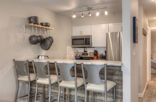 Big Sky Condo | Slope-Side 1 Bedroom, Walk to Chairlifts!