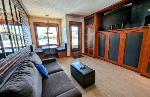 Mountain House House | Slopeside 2734A by SummitCove Lodging in Colorado