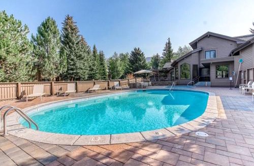 Sun Valley House | Snow Creek 1554 - Ski-in/Ski-out + Pool & Hot Tub