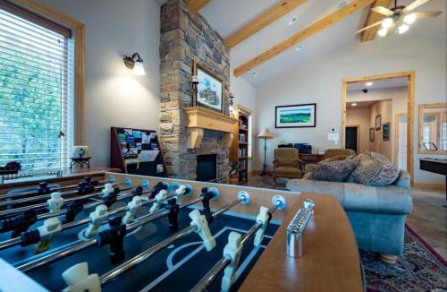 Ogden House | Snowbasin Haven LS42 Pool Ski & Snowboard