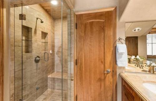 Snowmass Village House | Snowmass 4 Bedroom Townhome With Ski-In, Ski-Out Access At Two Creeks