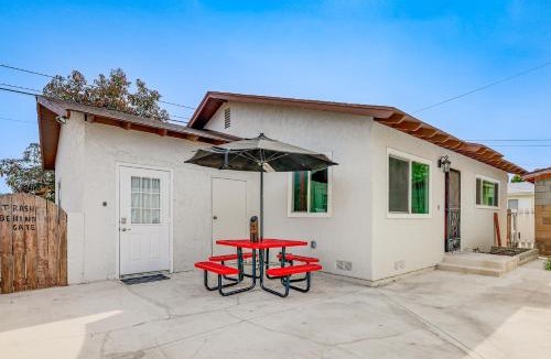 Hawthorne Apartment | SoCal Launchpad: 3BR in Hawthorne, 4 Mi to SoFi!