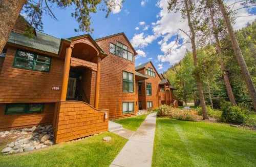 Keystone House | Soda Spring II 1935 by SummitCove Lodging in Colorado