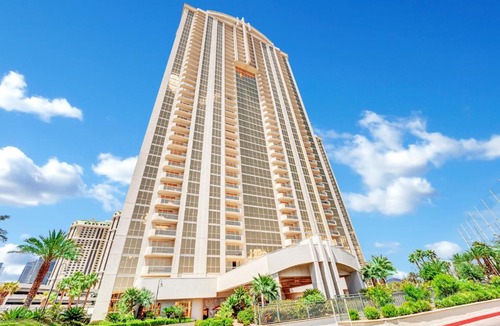 Las Vegas Hotel | Solara Vita at MGM Signature