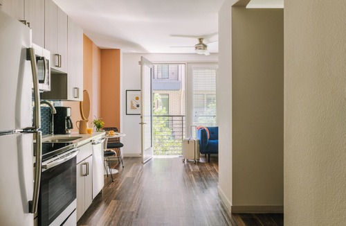 Downtown Phoenix Apartment | Sonder at Hance Park | Queen Studio Apartment w/Juliet Balcony