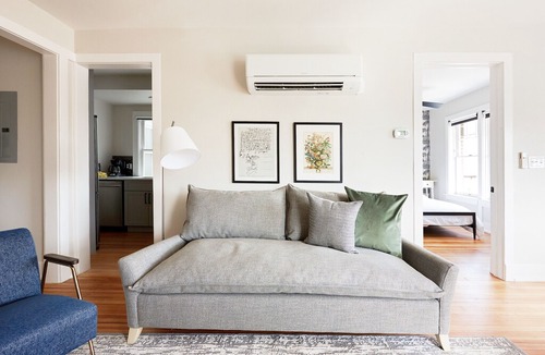 Uptown Apartment | Sonder | The Essex | Modern 1BR + Sofa Bed