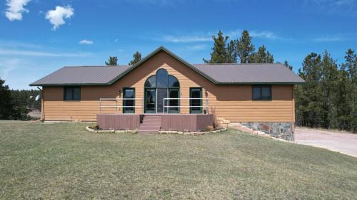 Hill City House | Song Bird Hill