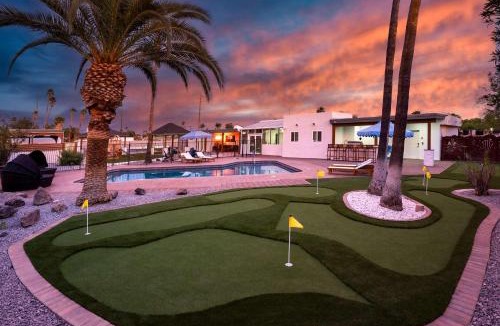 Corvalian Estates House | Sonoran Grove Epic Yard with Two Pickleball Courts