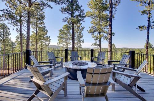 Spearfish House | South Dakota Retreat w/Hot Tub, Fire Pit & Grill!