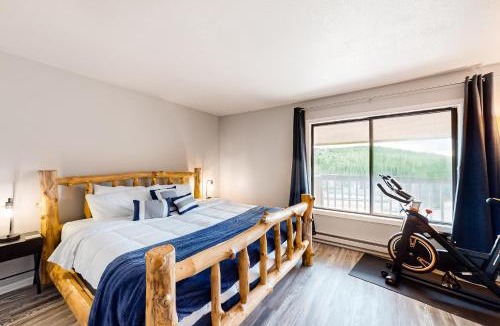 Steam Engine Meadows Apartment | Southview #9B