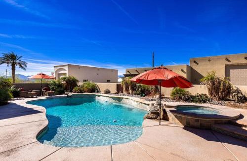 Lake Havasu City House | Southwest Oasis Pool Spa Pool Table Sleep20