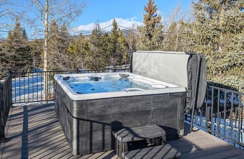 Leadville House | Spacious 10 guest GEM in Leadville Pets okay