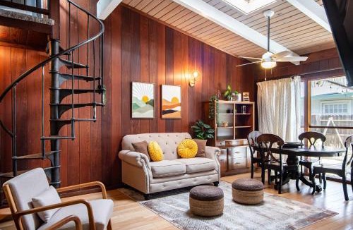 Central Davis House | Spacious 4BR Backyard Oasis with BBQ Near UC Davis