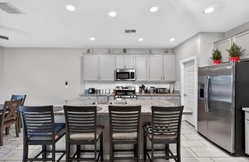 Litchfield Park House | Spacious 4BR Retreat Sleeps 8 Near Spring Training