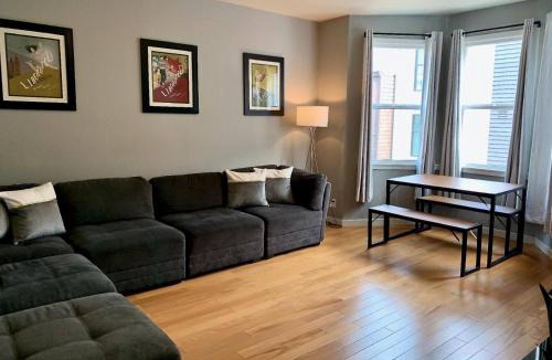 Downtown San Francisco House | Spacious 4BR2BA Flat in Central SOMA