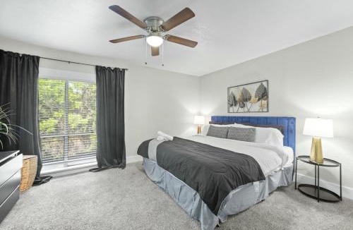 Arlington Apartment | Spacious and Stylish Apartment right near ATT Stadium