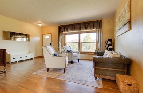 Helena House | Spacious Canyon Ferry Lake House with Bar & Views!